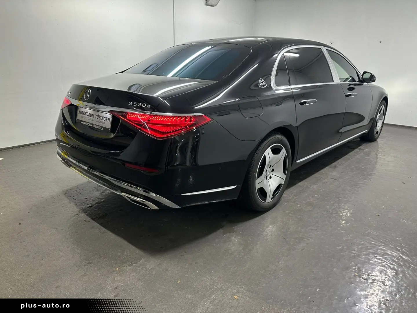 MERCEDES-BENZ S 580 e MAYBACH  BUR 3D FOND ENTERTAINMENT