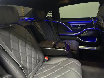 MERCEDES-BENZ S 580 e MAYBACH  BUR 3D FOND ENTERTAINMENT