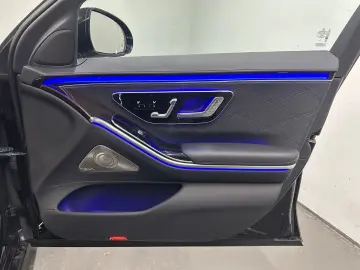 MERCEDES-BENZ S 580 e MAYBACH  BUR 3D FOND ENTERTAINMENT