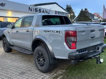 FORD Raptor Standheizung AHK Laderaumabdeckung