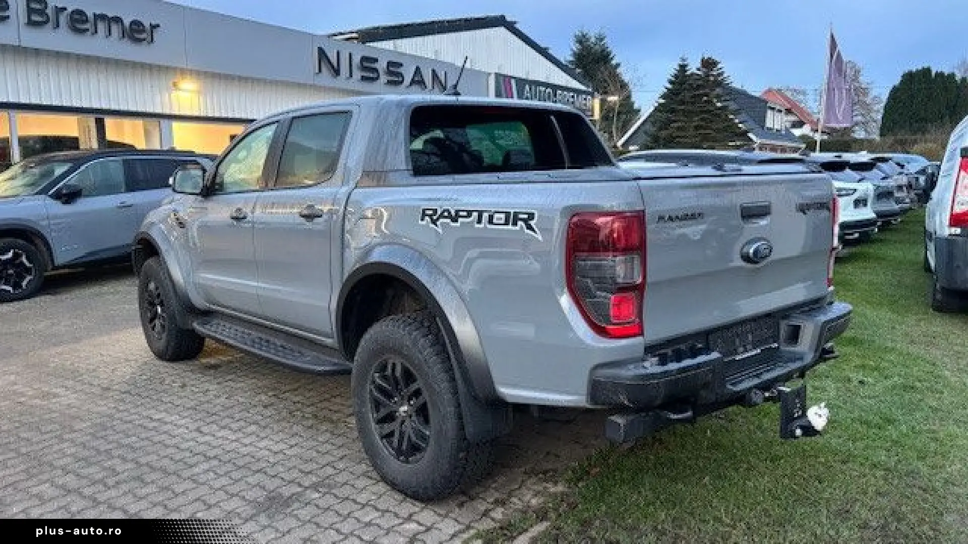 FORD Raptor Standheizung AHK Laderaumabdeckung