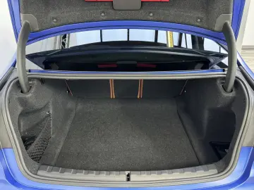 BMW M3 Competition xDrive Individual ACC Sitzlüftung