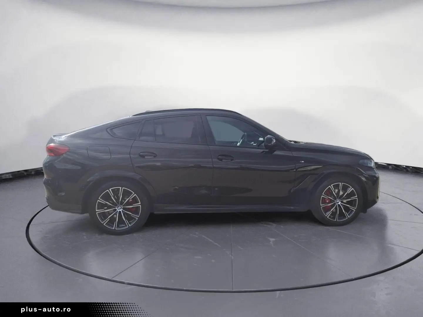 BMW X6 xDrive30d M SPORT PRO AHK Iconic Glow Driving