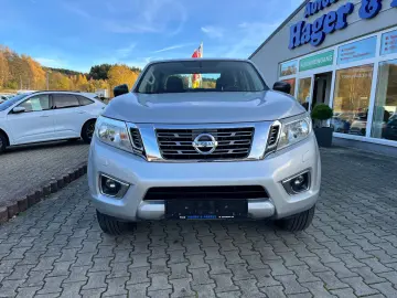 NISSAN Navara NP300 Acenta Double Cab 4x4 3 5 T Anhägel
