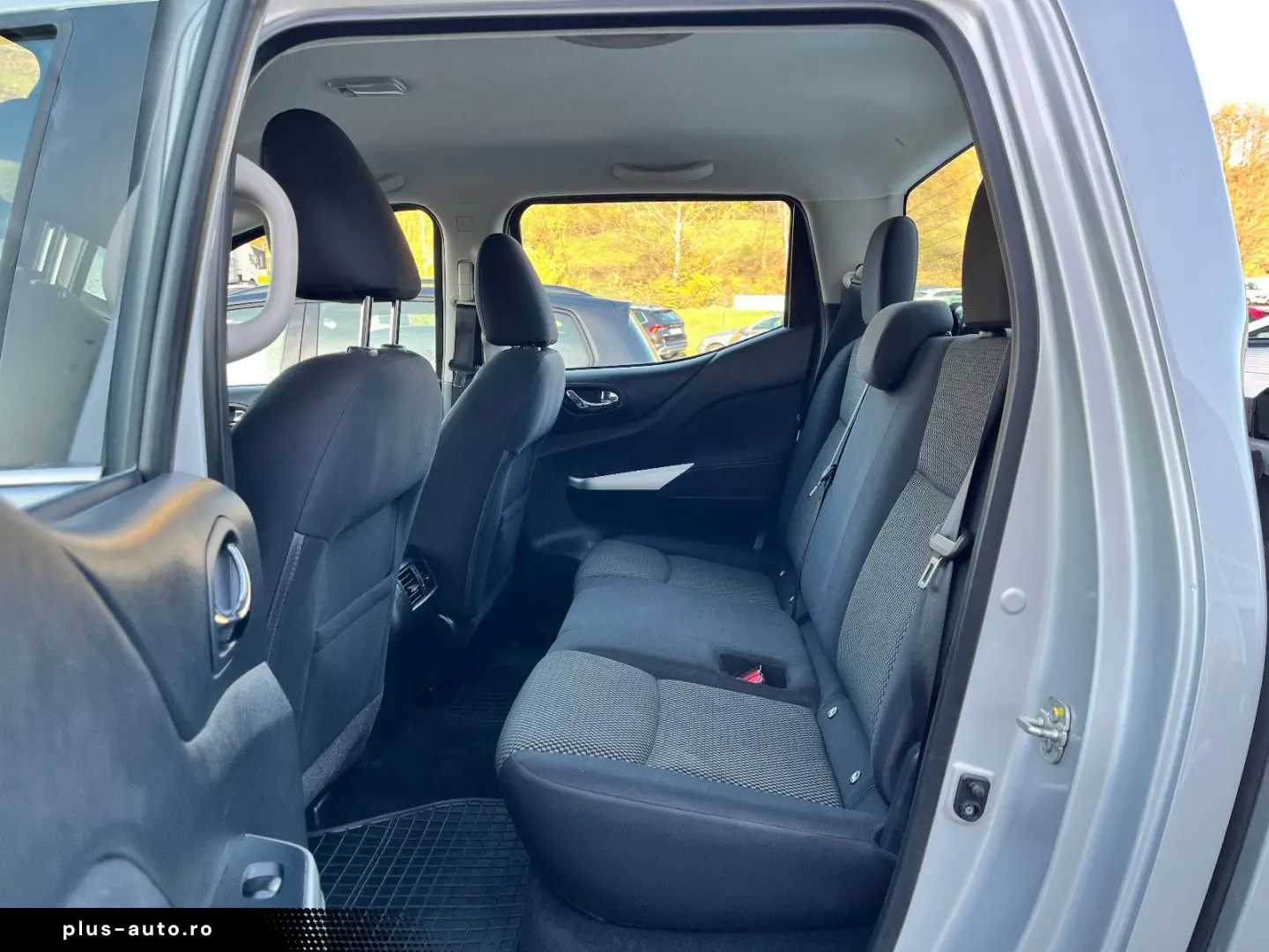 NISSAN Navara NP300 Acenta Double Cab 4x4 3 5 T Anhägel