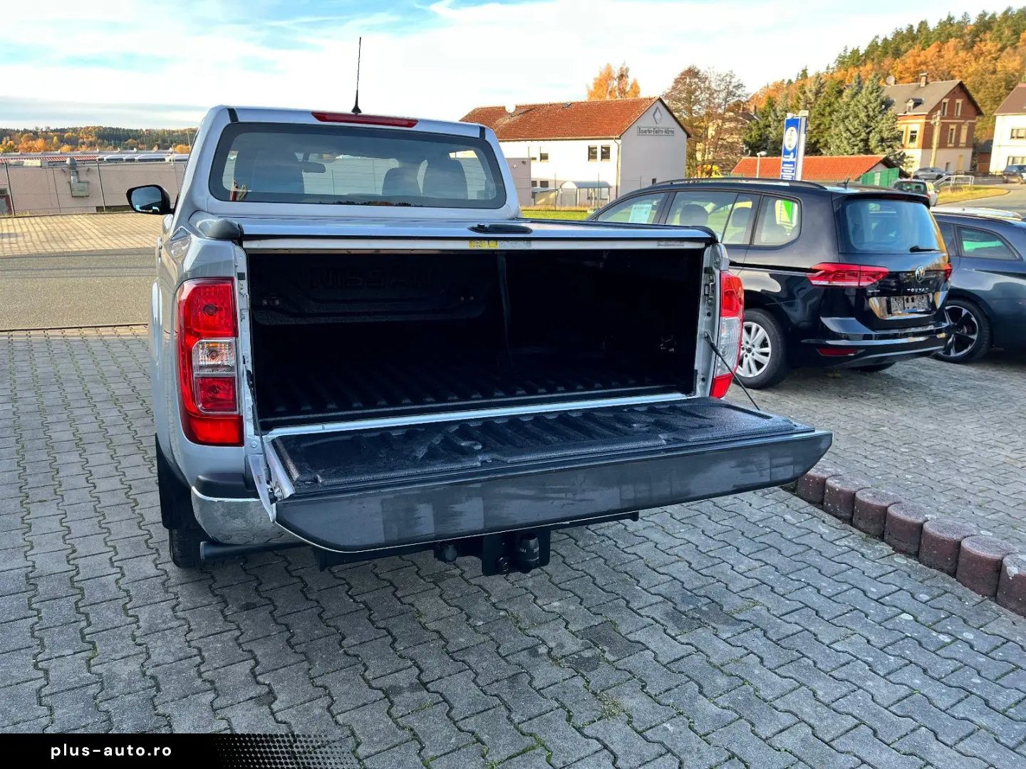 NISSAN Navara NP300 Acenta Double Cab 4x4 3 5 T Anhägel