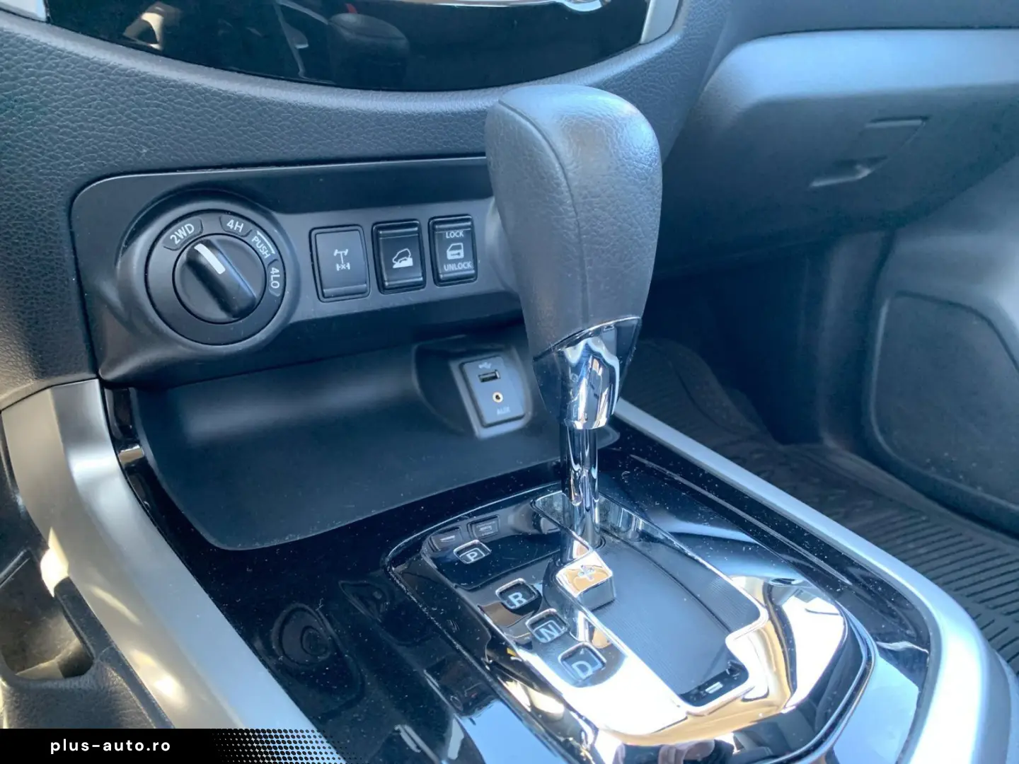 NISSAN Navara DC 4x4 Autm. Automatik - Acenta