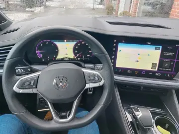 VW Touareg 3 0 TDI 4Motion R-Line  Standhzg Kamera