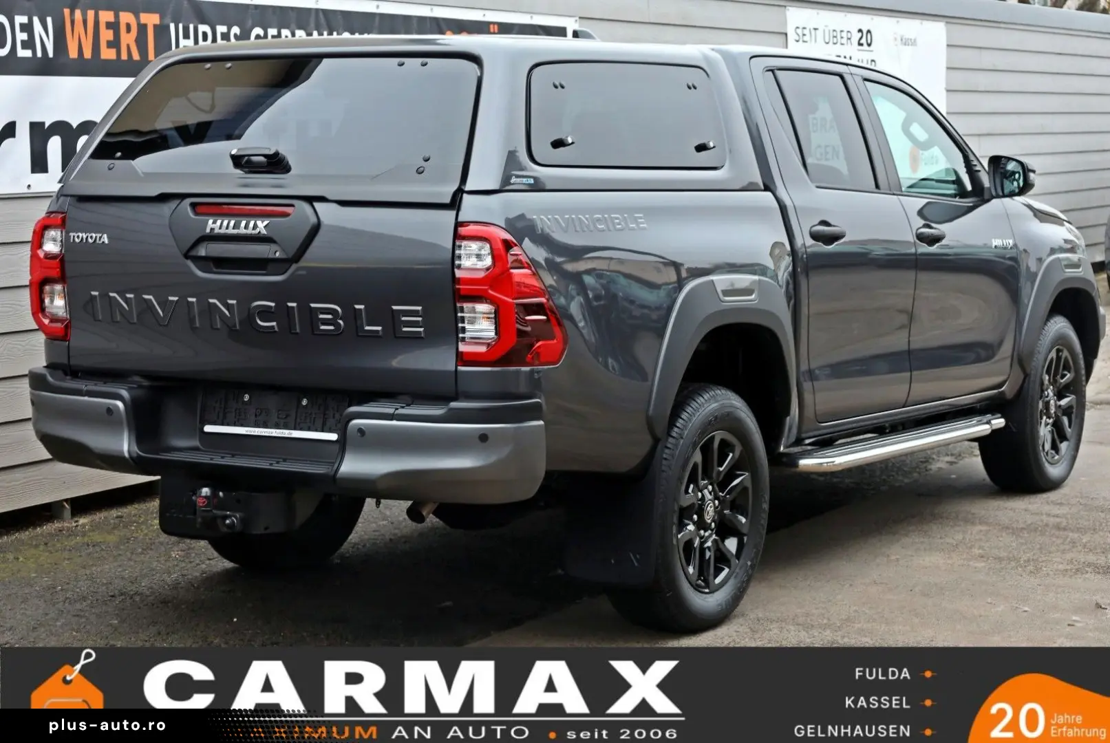 TOYOTA Hilux Double Cab Invincible Navi ACC HardTop AHK