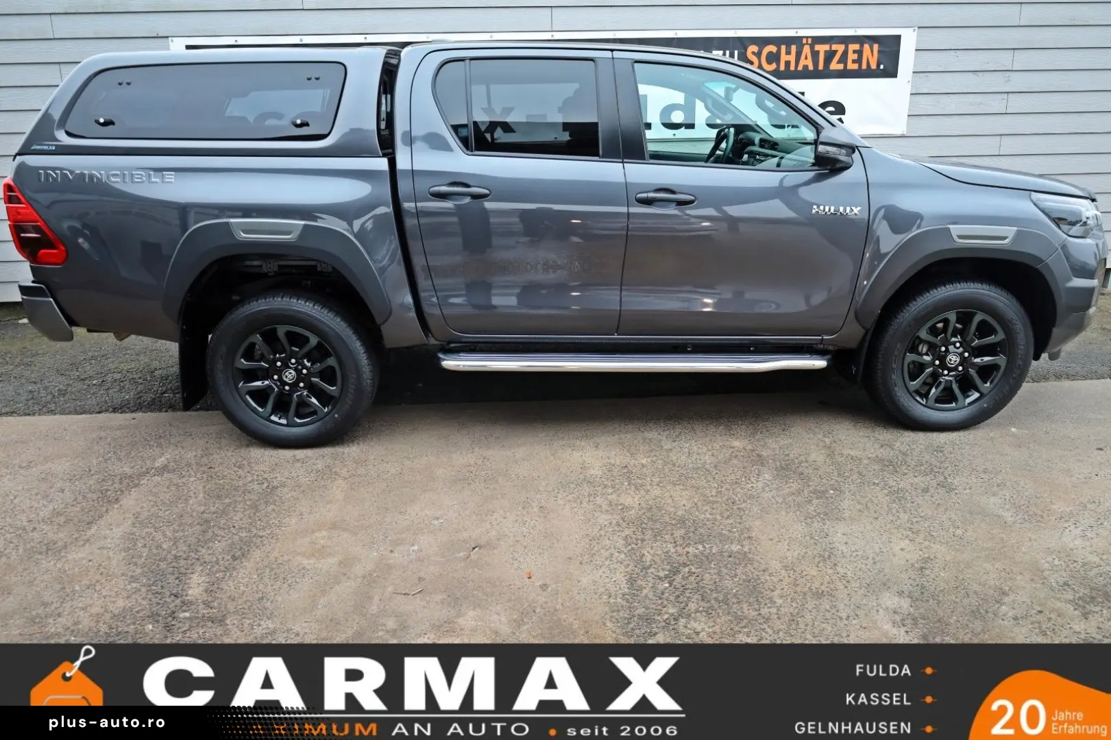 TOYOTA Hilux Double Cab Invincible Navi ACC HardTop AHK