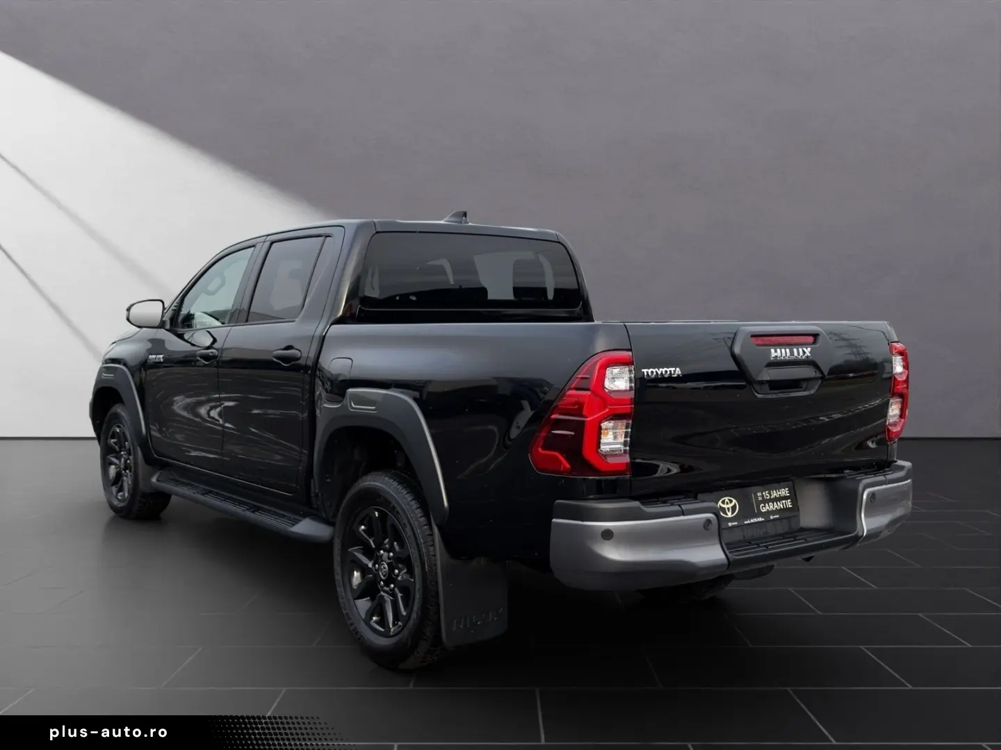 TOYOTA Hilux DOUBLE CAB INVINCIBLE 4x4  INVINCIBLE