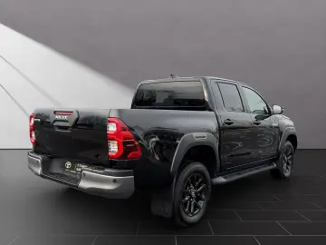 TOYOTA Hilux DOUBLE CAB INVINCIBLE 4x4  INVINCIBLE