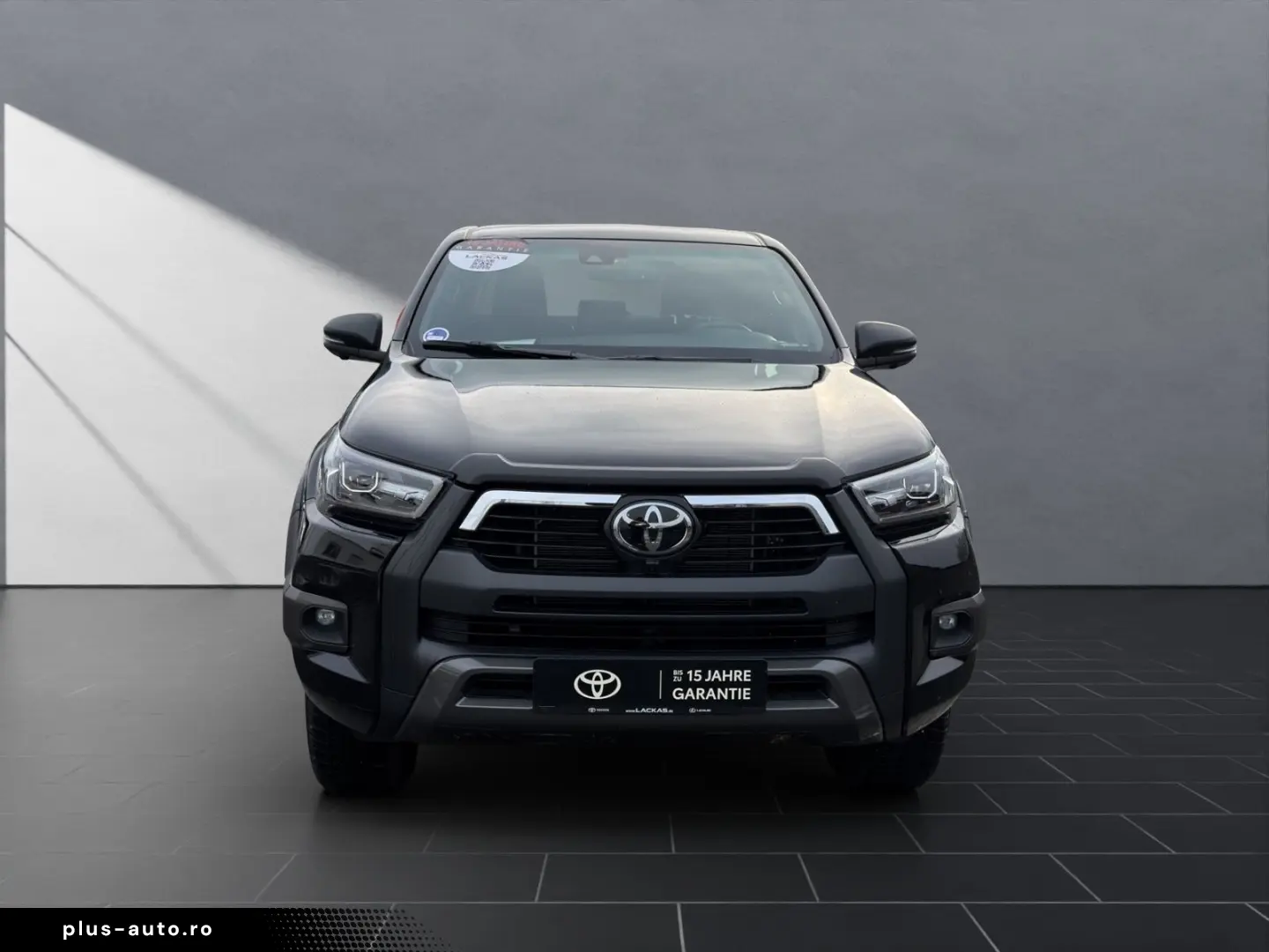 TOYOTA Hilux DOUBLE CAB INVINCIBLE 4x4  INVINCIBLE