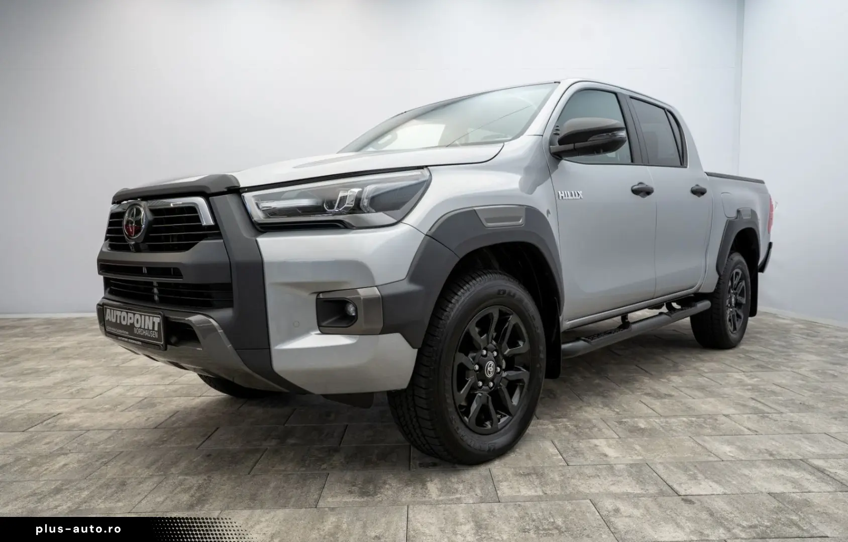 TOYOTA Hilux 2.8 D4-D Invincible MY2025 Mild HYBRID AHK