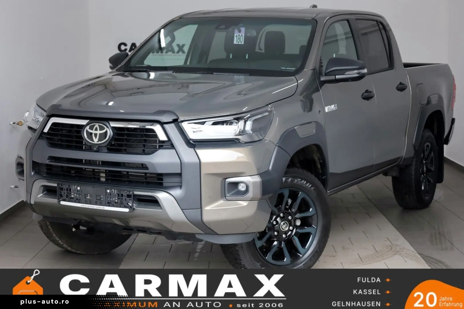 TOYOTA Hilux Double Cab Invincible ACC Nav AHK Garantie