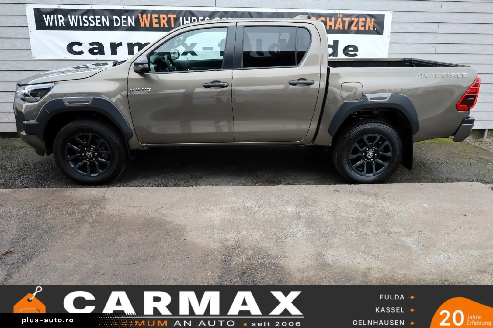 TOYOTA Hilux Double Cab Invincible ACC Nav AHK Garantie