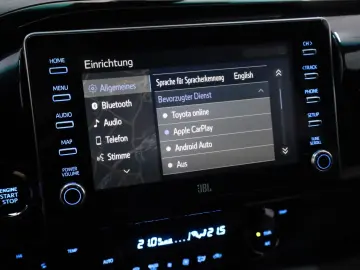 TOYOTA Hilux Double Cab Invincible ACC Nav AHK Garantie