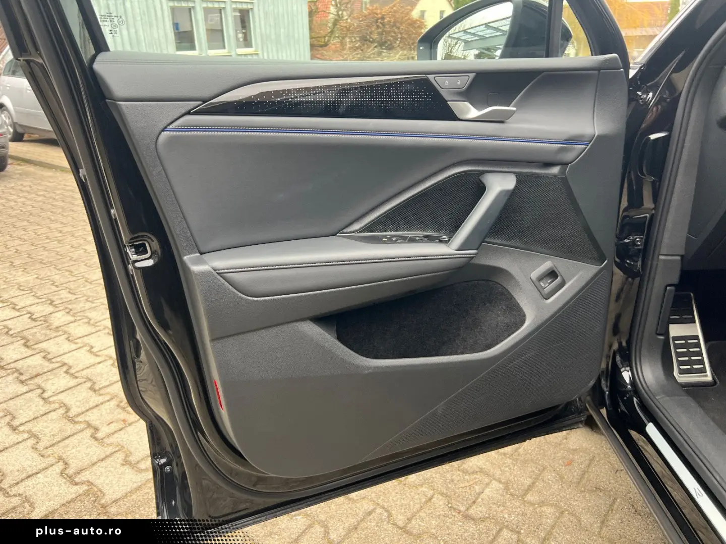 VW Tiguan 2.0 TSI 4Motion R-Line  Vollausstattung!