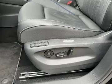 VW Tiguan 2.0 TSI 4Motion R-Line  Vollausstattung!