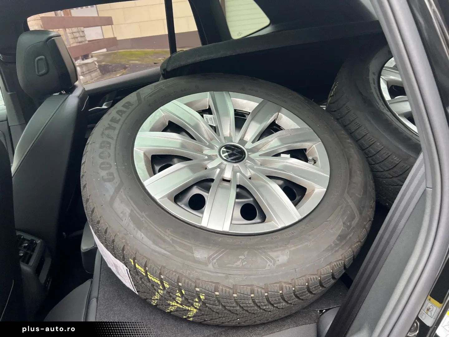 VW Tiguan 2.0 TSI 4Motion R-Line  Vollausstattung!