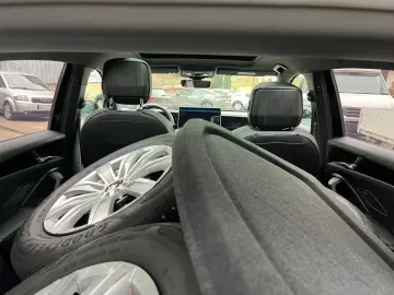 VW Tiguan 2.0 TSI 4Motion R-Line  Vollausstattung!