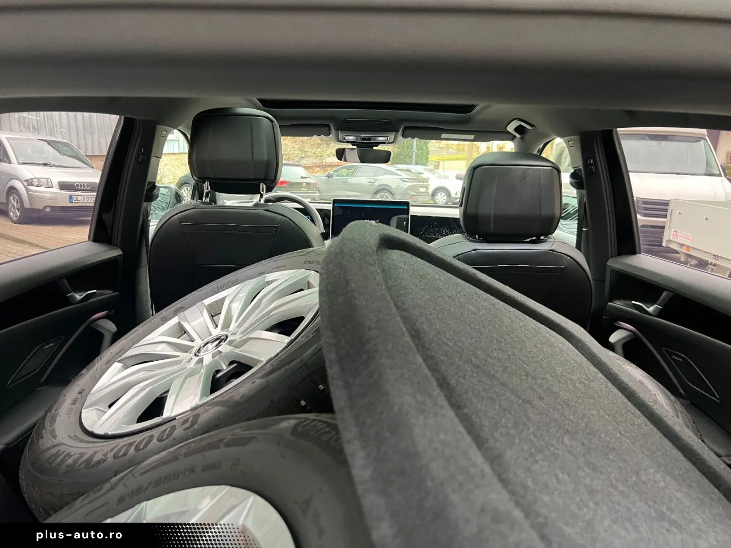 VW Tiguan 2.0 TSI 4Motion R-Line  Vollausstattung!