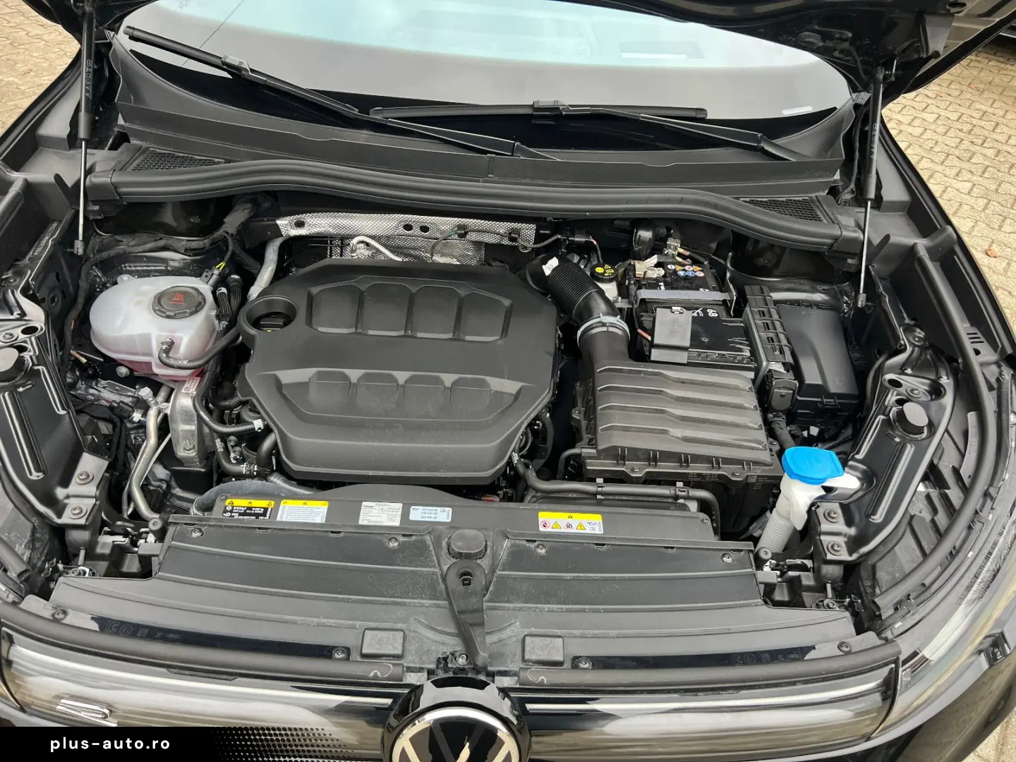 VW Tiguan 2.0 TSI 4Motion R-Line  Vollausstattung!