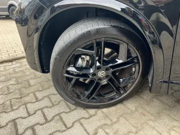 VW Tiguan 2.0 TSI 4Motion R-Line  Vollausstattung!