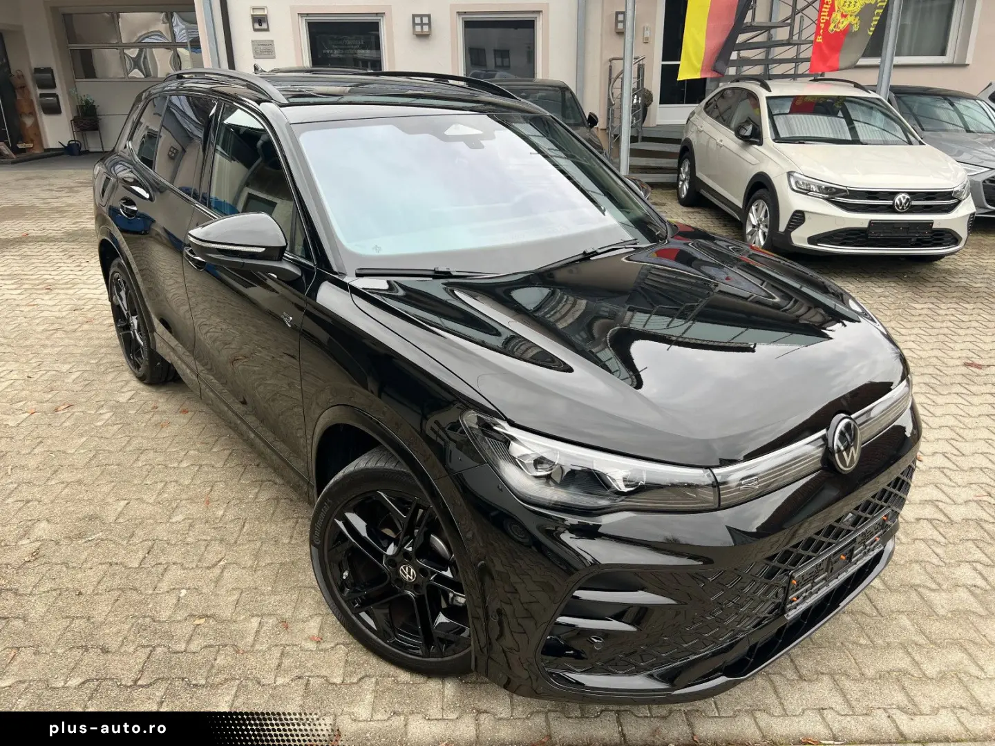 VW Tiguan 2.0 TSI 4Motion R-Line  Vollausstattung!