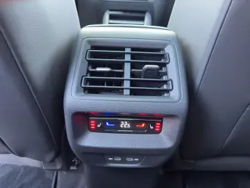 VW Tayron R-Line 2.0 TDI 4Motion VOLLAUSSTATTUNG