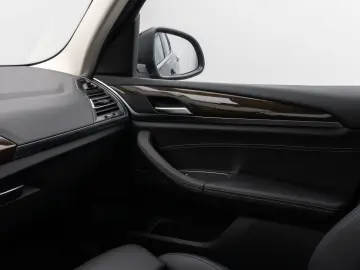 BMW X3 xD20d Kamera DAB CockPitPlus LED Sport Leder