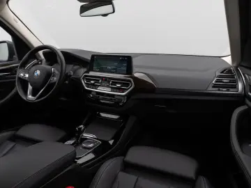 BMW X3 xD20d Kamera DAB CockPitPlus LED Sport Leder