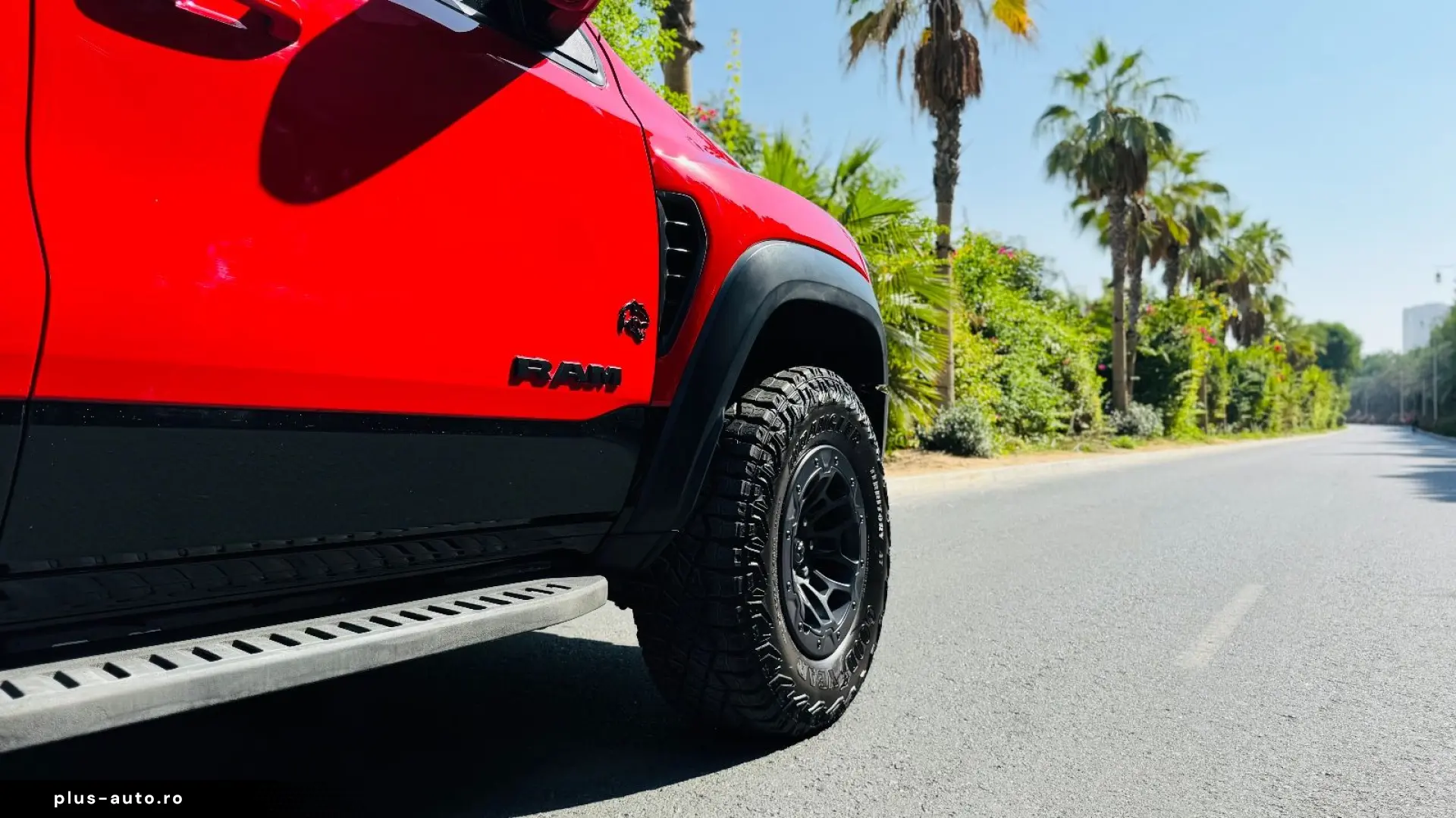 DODGE RAM TRX CLEAN CARFAX HEADUP CARBON ALCANTARA