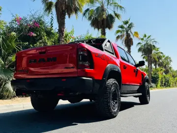 DODGE RAM TRX CLEAN CARFAX HEADUP CARBON ALCANTARA