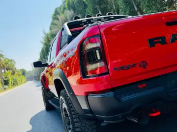 DODGE RAM TRX CLEAN CARFAX HEADUP CARBON ALCANTARA