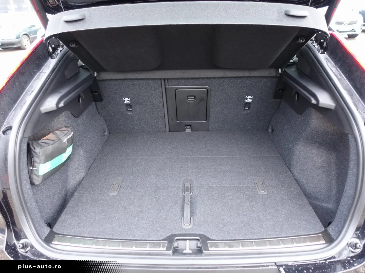 VOLVO C40 Recharge Plus Twin Motor PANORAMA BLIS KAMER