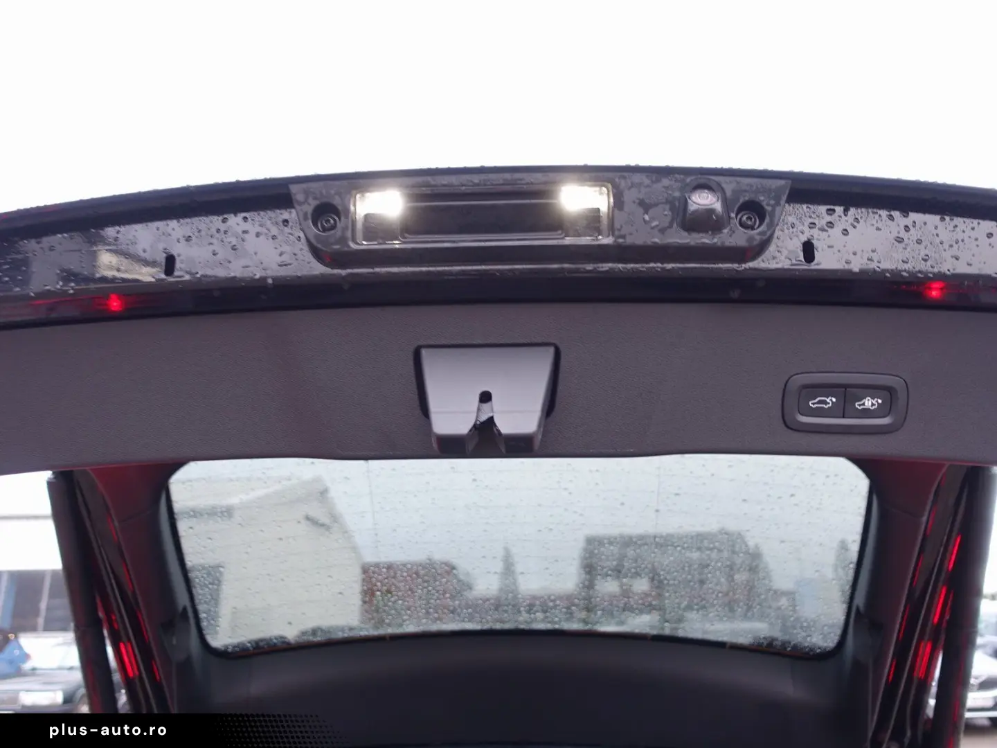 VOLVO C40 Recharge Plus Twin Motor PANORAMA BLIS KAMER