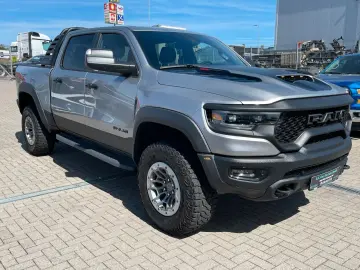DODGE RAM TRX 6.2L V8 VOLL AHK HUD TOP