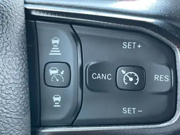 DODGE RAM TRX 6.2L V8 VOLL AHK HUD TOP