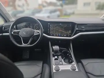 VW Touareg 3.0 V6 TDI Elegance 4Motion Navi Spurwec