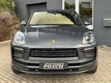 PORSCHE Macan GTS  deutsches Fzg. 1. Hand