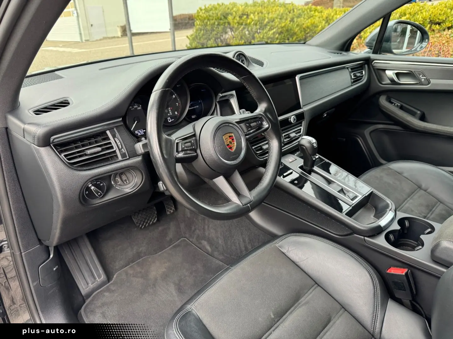 PORSCHE Macan GTS  deutsches Fzg. 1. Hand