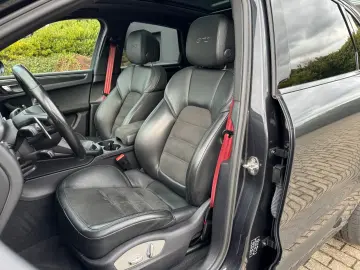 PORSCHE Macan GTS  deutsches Fzg. 1. Hand