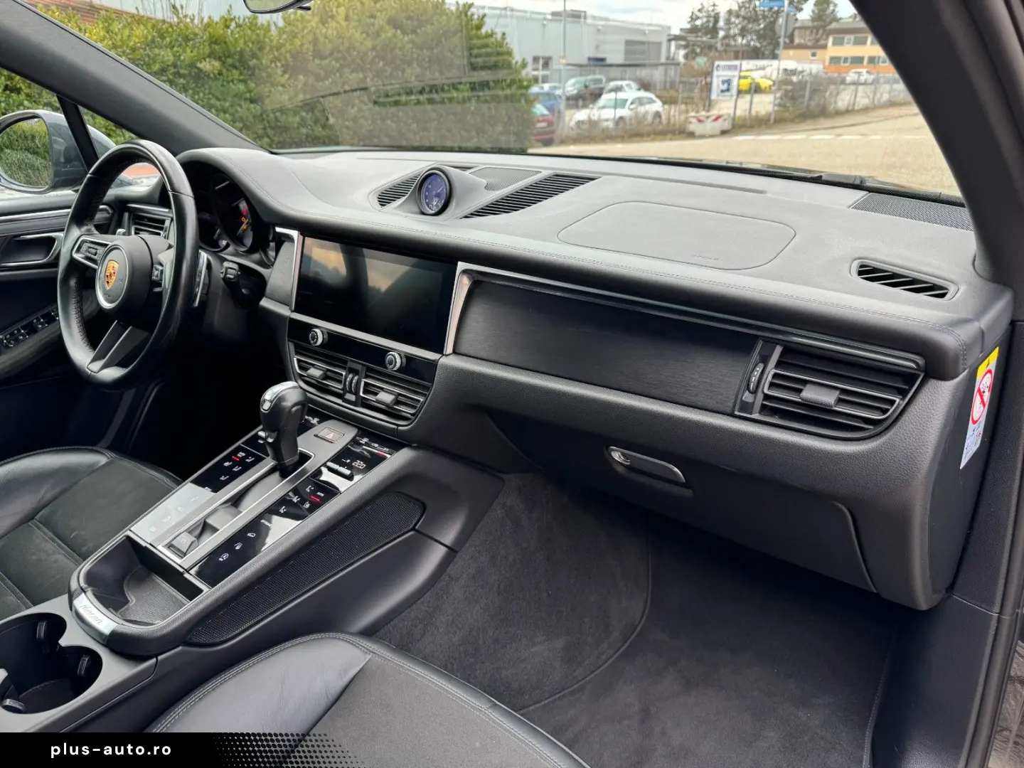 PORSCHE Macan GTS  deutsches Fzg. 1. Hand