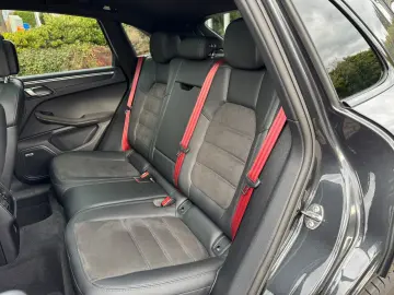 PORSCHE Macan GTS  deutsches Fzg. 1. Hand