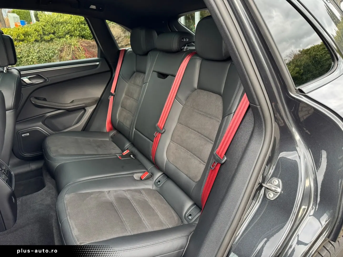 PORSCHE Macan GTS  deutsches Fzg. 1. Hand