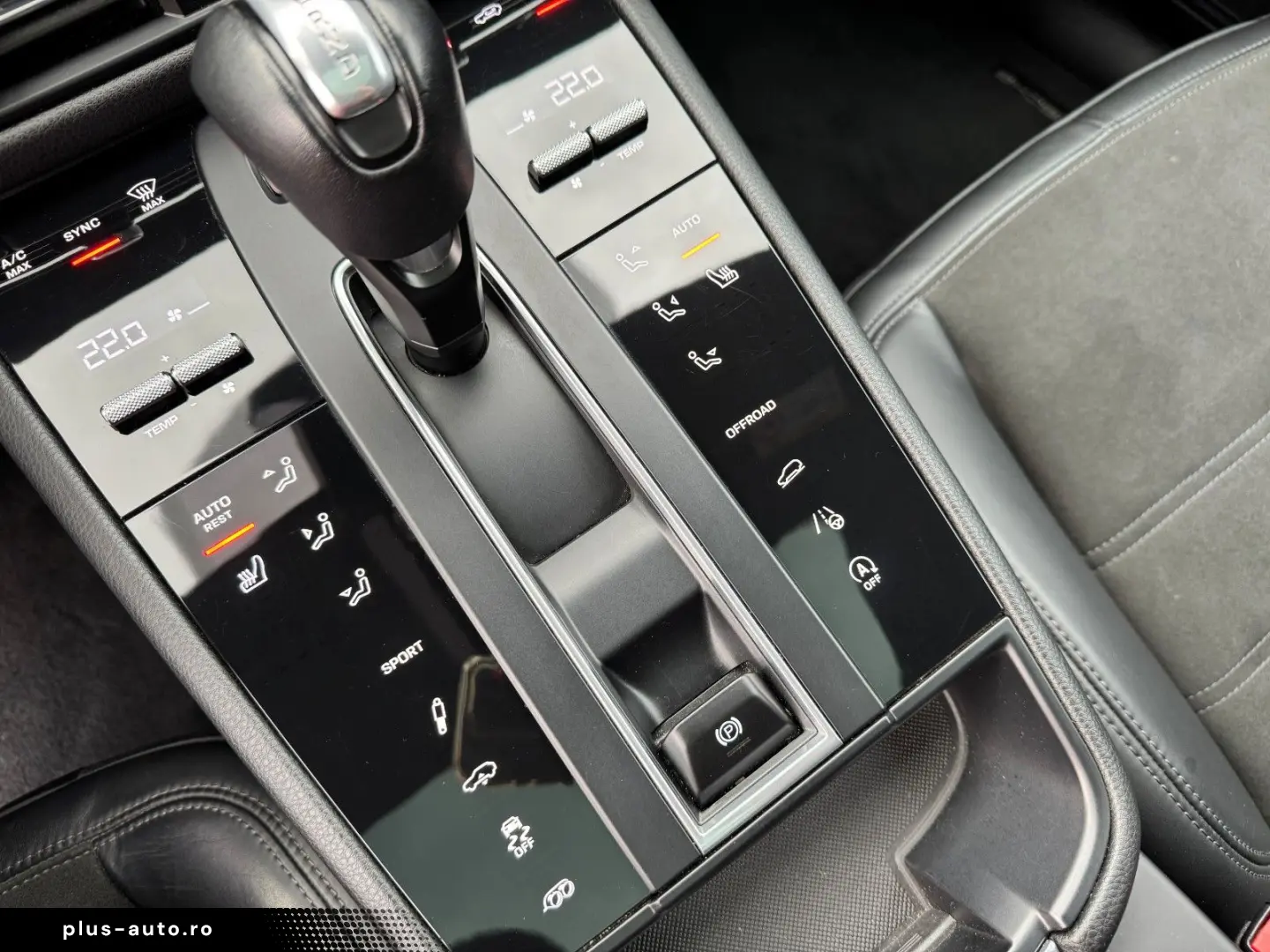 PORSCHE Macan GTS  deutsches Fzg. 1. Hand