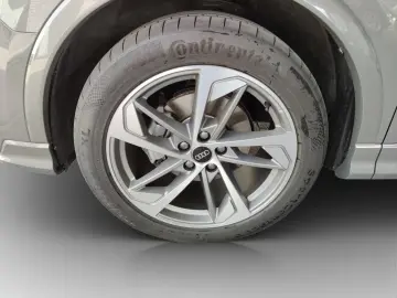 AUDI Q3 35 TFSI S tronic S line  ACC  AHK  Kamera