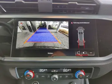 AUDI Q3 35 TFSI S tronic S line  ACC  AHK  Kamera