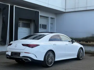 MERCEDES-BENZ CLA 200 AMG Premium